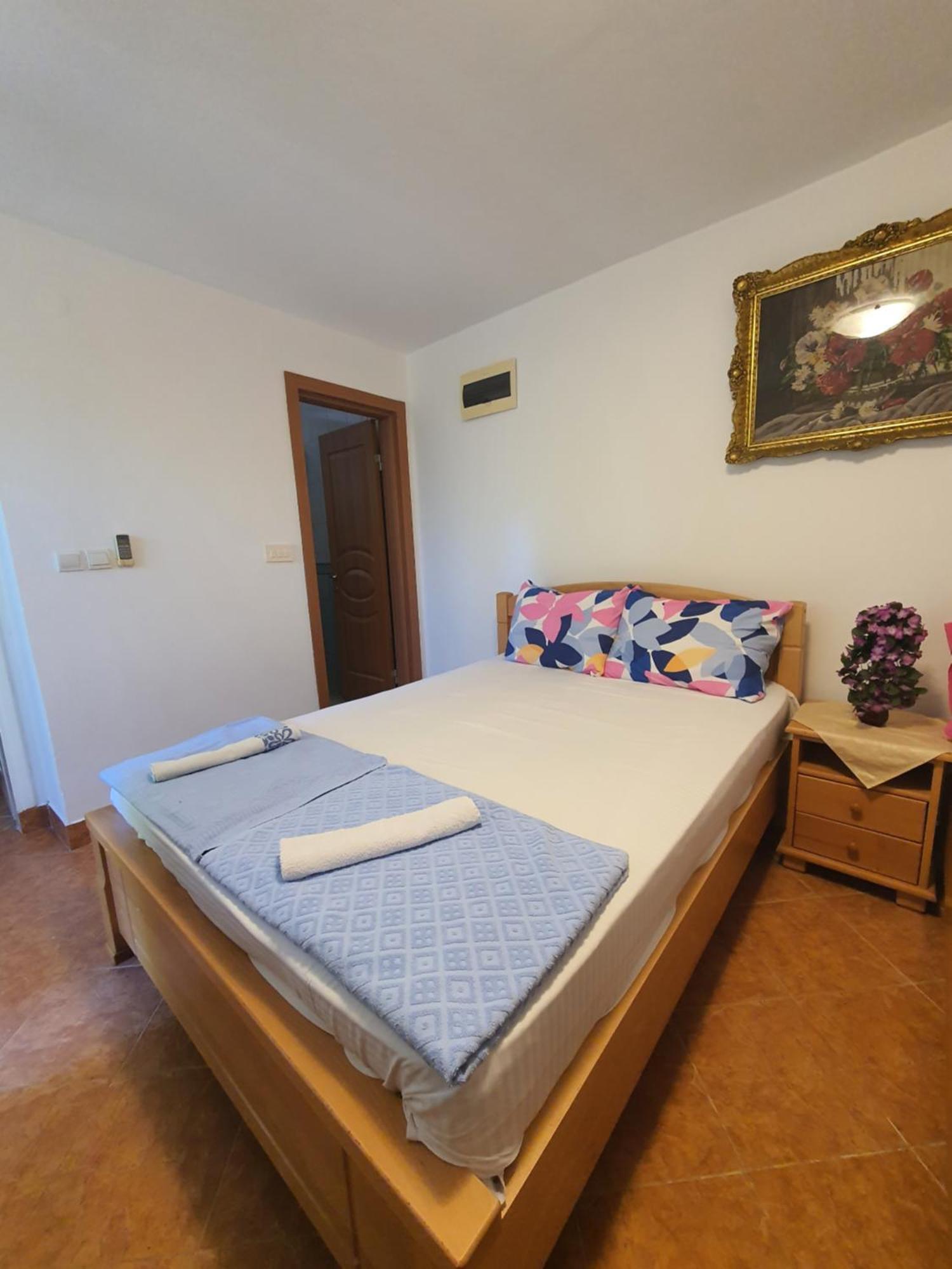 Apartments Petkovic Petrovac Εξωτερικό φωτογραφία
