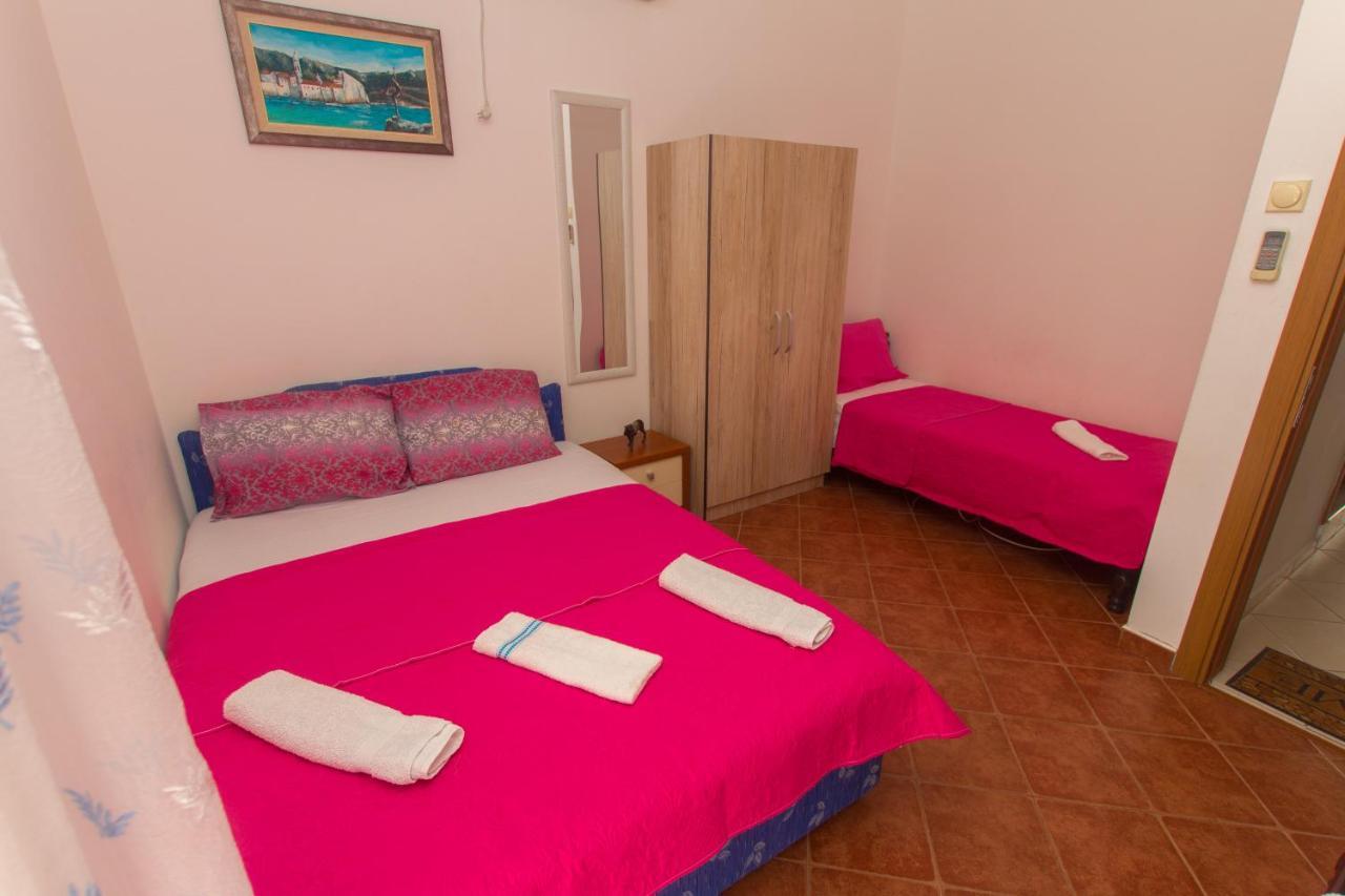 Apartments Petkovic Petrovac Εξωτερικό φωτογραφία