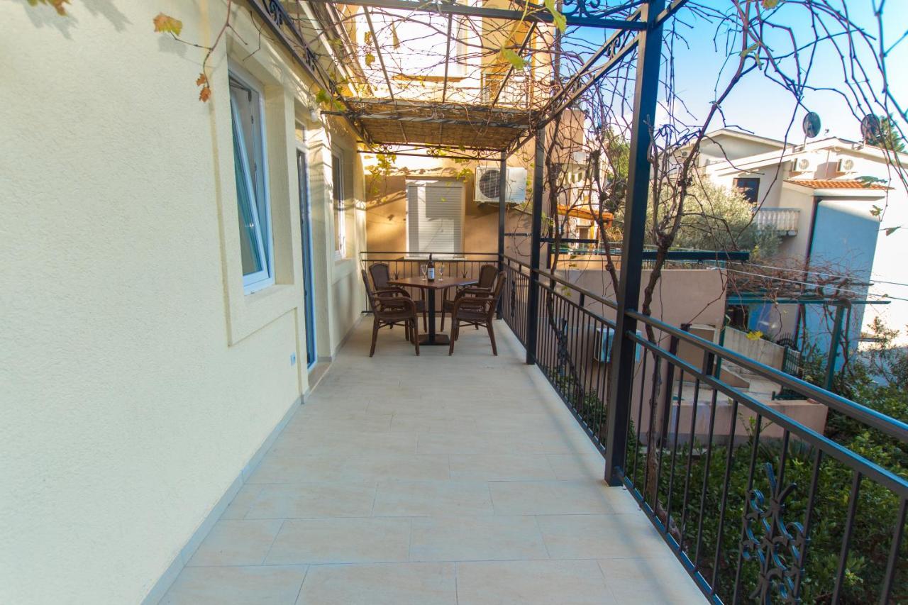 Apartments Petkovic Petrovac Εξωτερικό φωτογραφία